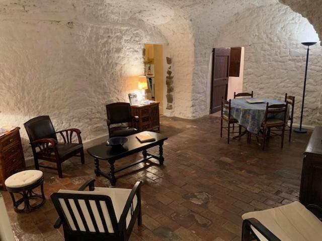 Le Mas De Crieulon Saint-Jean-de-Crieulon Eksteriør bilde